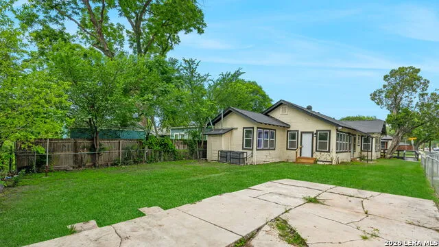 1200 W Magnolia Ave San Antonio, TX 78201