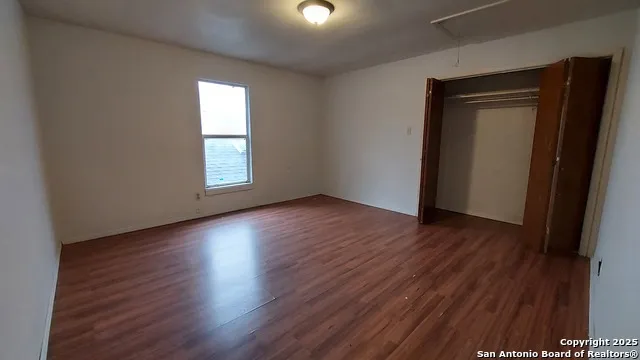 119 Bank San Antonio, TX 78204