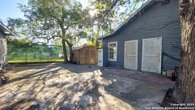 119 Bank San Antonio, TX 78204
