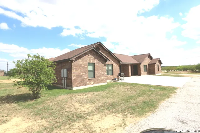 16020 US HIGHWAY 87 Adkins, TX 78101