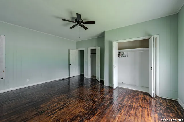 732 W ALICE AVE Kingsville, TX 78363