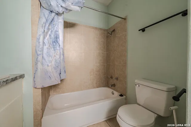 732 W ALICE AVE Kingsville, TX 78363