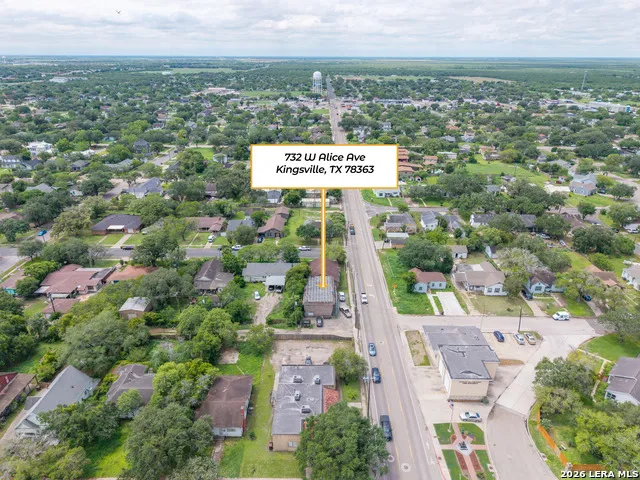 732 W ALICE AVE Kingsville, TX 78363
