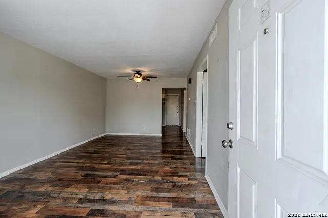 732 W ALICE AVE Kingsville, TX 78363