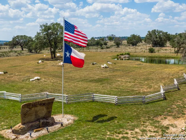 02 Verde Ct. Fredericksburg, TX 78624