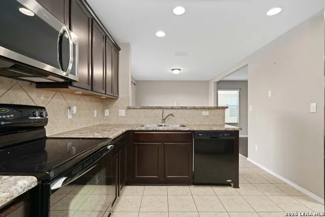11747 DEER ML San Antonio, TX 78254