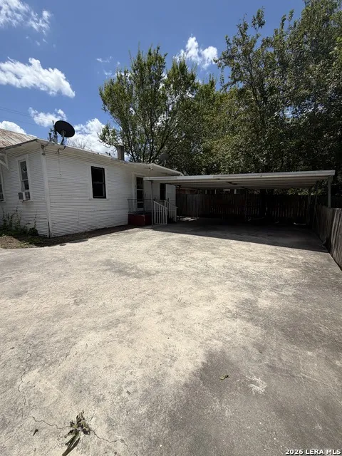 2019 MARTIN LUTHER KING DR San Antonio, TX 78203