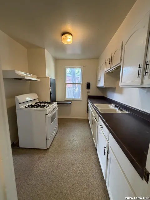 2019 MARTIN LUTHER KING DR San Antonio, TX 78203