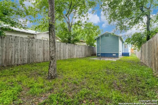 1324 E CARSON ST San Antonio, TX 78208