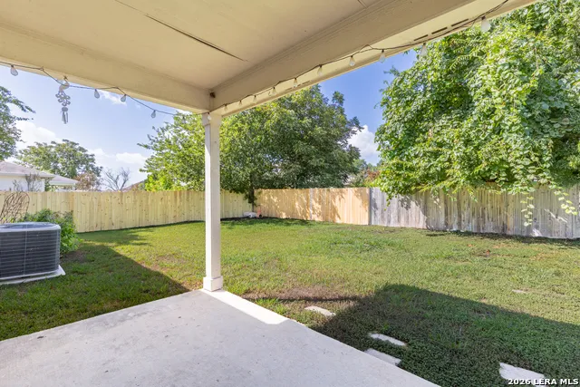 2054 DRAGON TRL New Braunfels, TX 78130