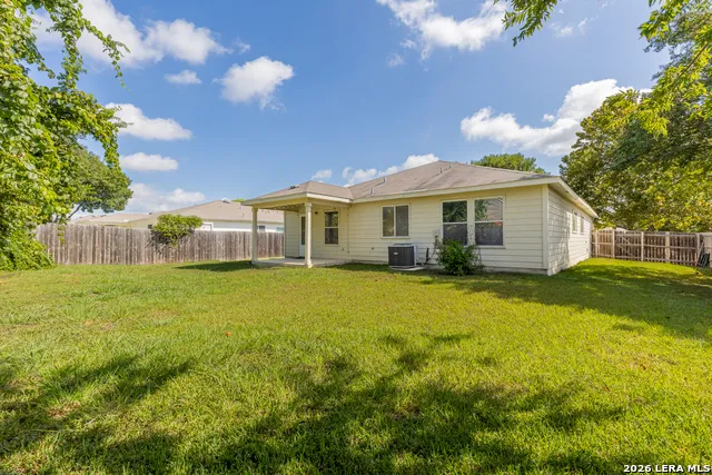 2054 DRAGON TRL New Braunfels, TX 78130