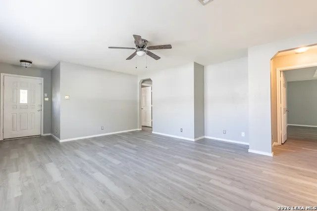 2054 DRAGON TRL New Braunfels, TX 78130