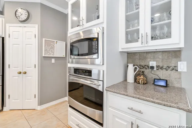 21927 PARK VIEW DR Garden Ridge, TX 78266
