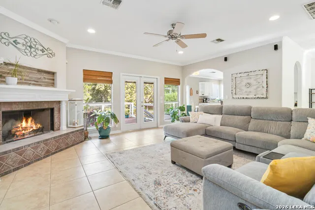 21927 PARK VIEW DR Garden Ridge, TX 78266