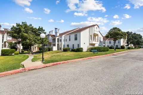 2255 Thousand Oaks Unit 504