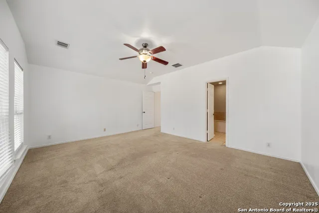 124 RUSTIC TRL Cibolo, TX 78108