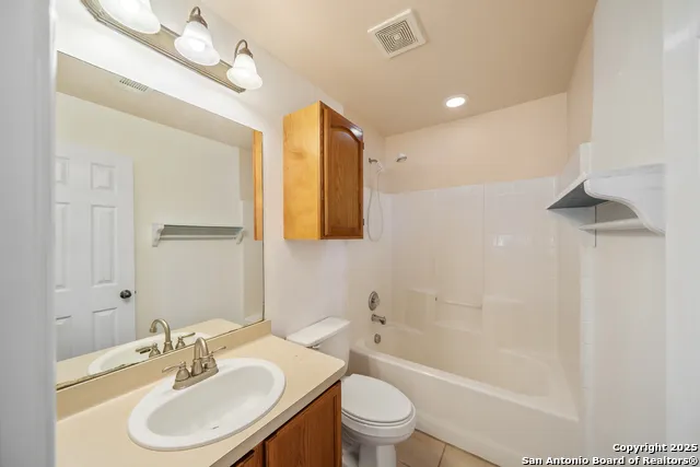 124 RUSTIC TRL Cibolo, TX 78108