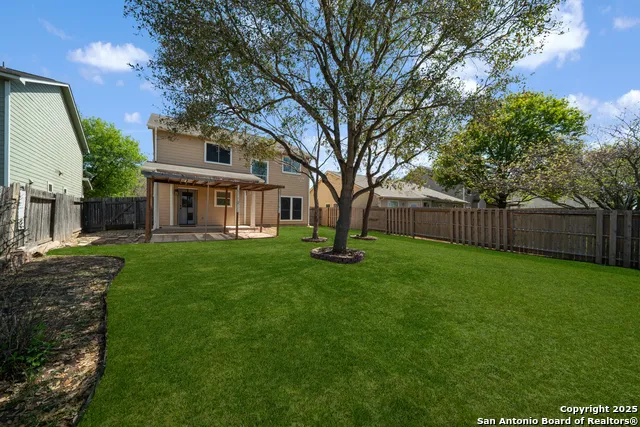 124 RUSTIC TRL Cibolo, TX 78108