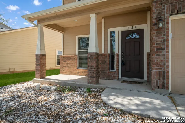 124 RUSTIC TRL Cibolo, TX 78108