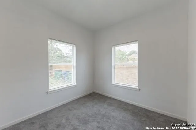 103 S MITTMAN ST San Antonio, TX 78203