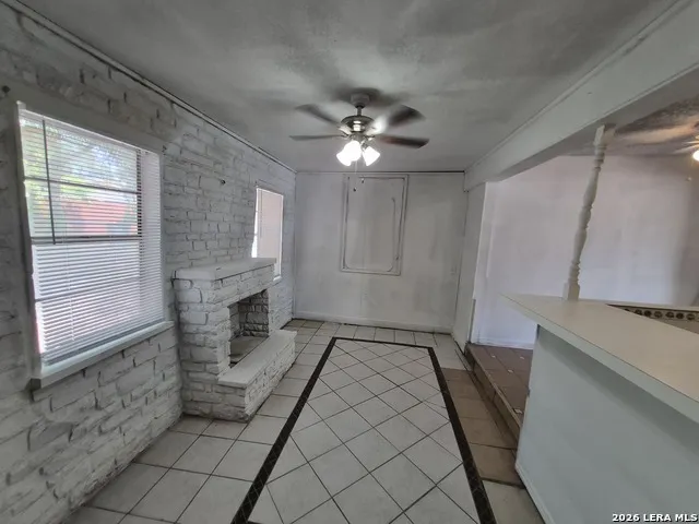 807 Weizmann St San Antonio, TX 78213