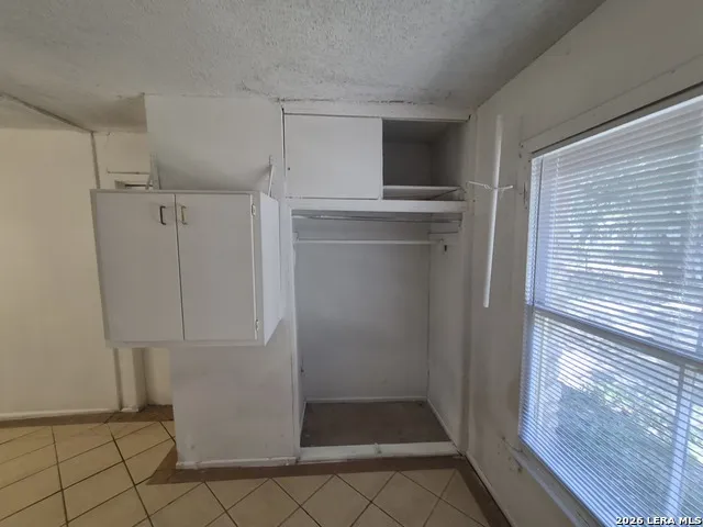 807 Weizmann St San Antonio, TX 78213