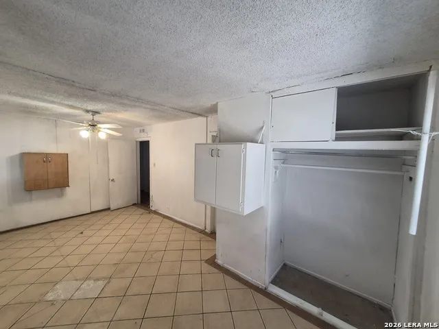807 Weizmann St San Antonio, TX 78213