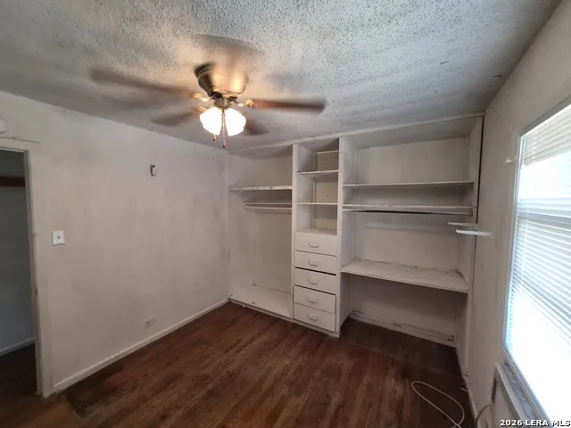807 Weizmann St San Antonio, TX 78213
