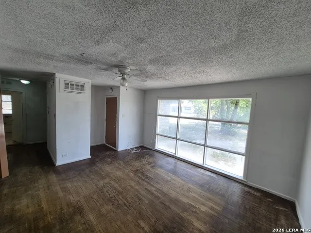807 Weizmann St San Antonio, TX 78213