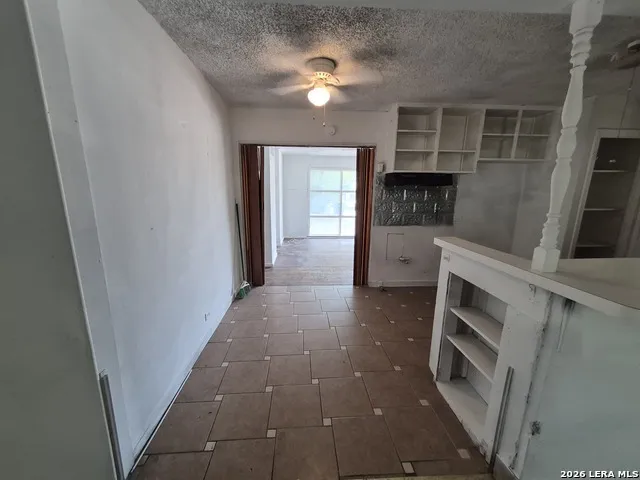 807 Weizmann St San Antonio, TX 78213