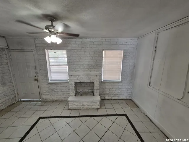807 Weizmann St San Antonio, TX 78213
