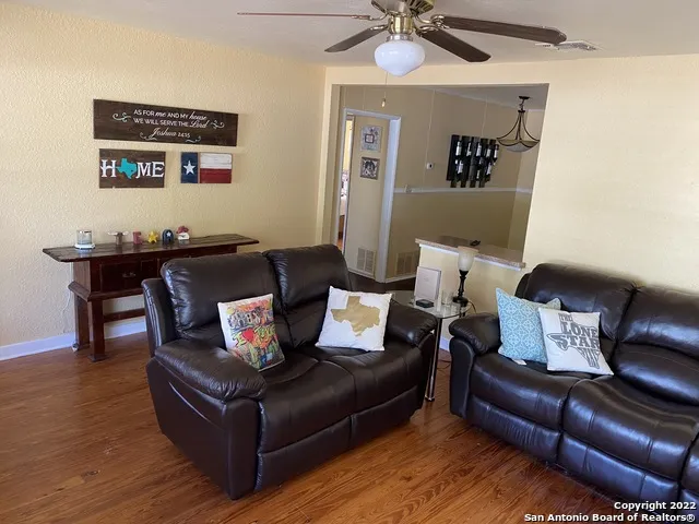 427 Turner Boerne, TX 78006