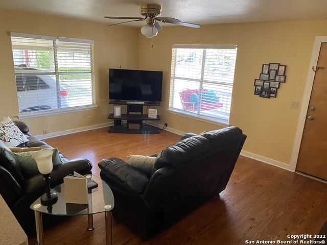 427 Turner Boerne, TX 78006
