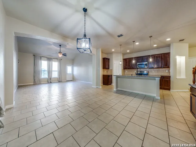 1507 Barons Den San Antonio, TX 78245