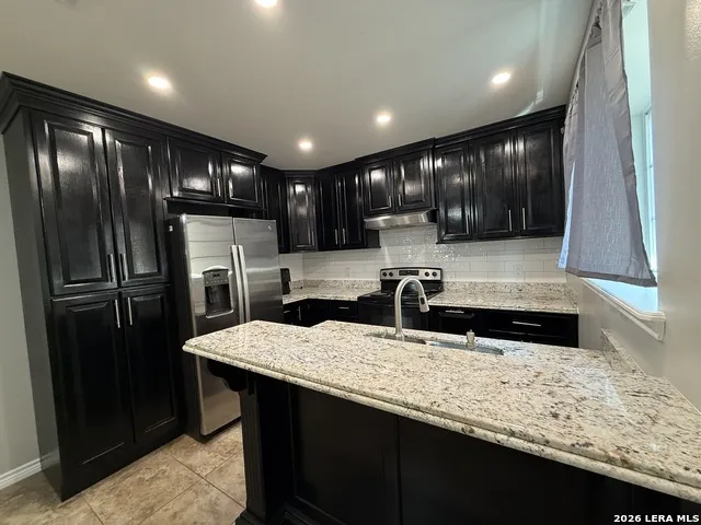 1481 CECILIO ST Unit UNIT B Eagle Pass, TX 78852