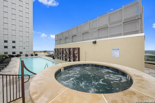 610 E Market St Unit 2704 San Antonio, TX 78205