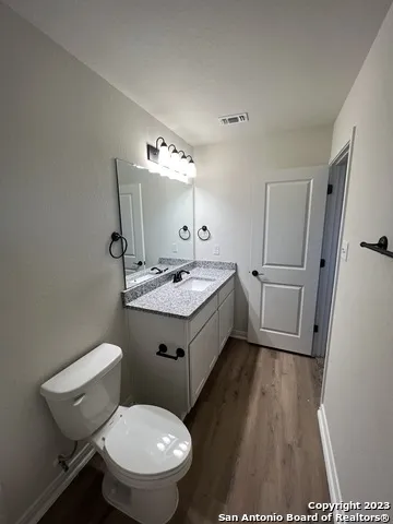 13851 Enzo Gate Unit 102 San Antonio, TX 78253