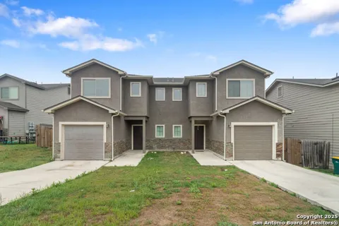 8707 AZUL SKY CT