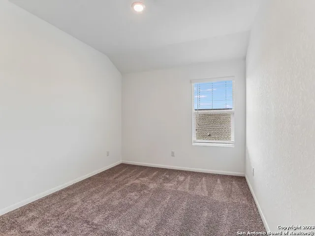 32142 ESCAROLE BND Bulverde, TX 78163