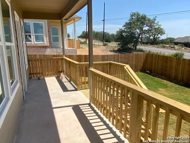 32142 ESCAROLE BND Bulverde, TX 78163