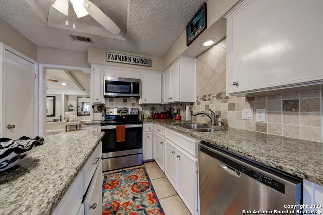 1229 RAPIDS RD New Braunfels, TX 78130