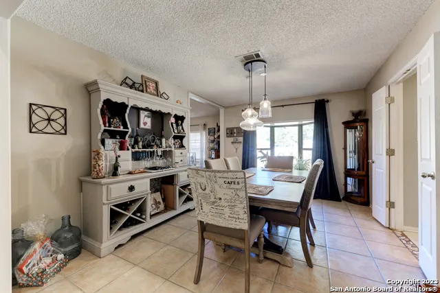1229 RAPIDS RD New Braunfels, TX 78130