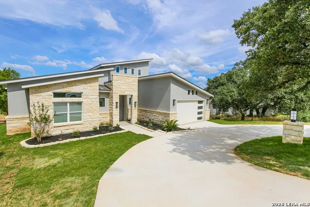 1314 Clayton Nolen Horseshoe Bay, TX 78657