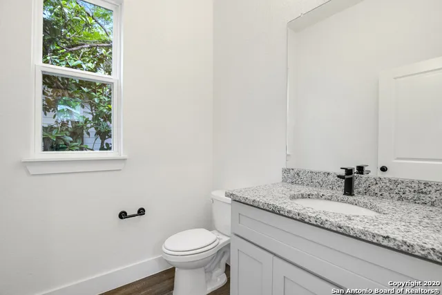 214 Connelly St Unit 1 San Antonio, TX 78203