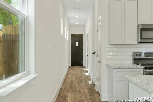 214 Connelly St Unit 1 San Antonio, TX 78203