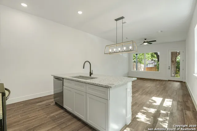 214 Connelly St Unit 1 San Antonio, TX 78203