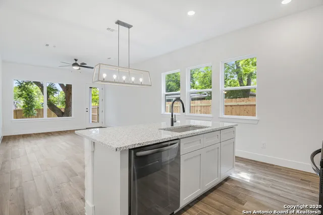 214 Connelly St Unit 1 San Antonio, TX 78203