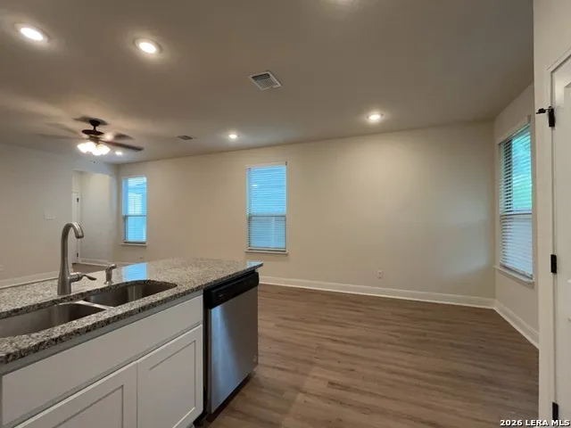 2515 Lynwood Bend Unit 102 San Antonio, TX 78245