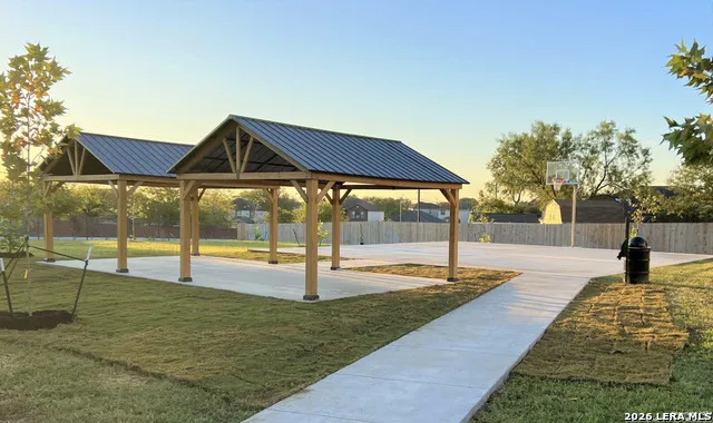 2515 Lynwood Bend Unit 102 San Antonio, TX 78245