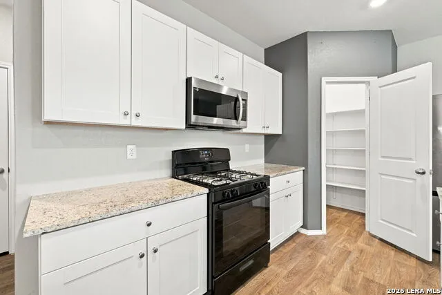 3430 ANGUS CRK San Antonio, TX 78245